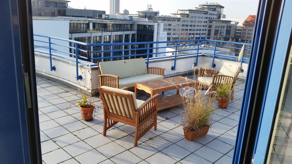 Lut10Her Sky-Fly Hotel Lipsk Zewnętrze zdjęcie