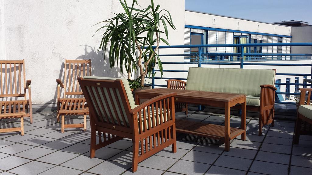 Lut10Her Sky-Fly Hotel Lipsk Zewnętrze zdjęcie