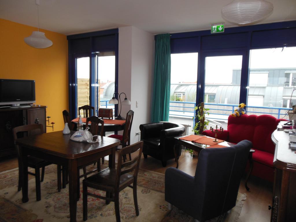 Lut10Her Sky-Fly Hotel Lipsk Zewnętrze zdjęcie