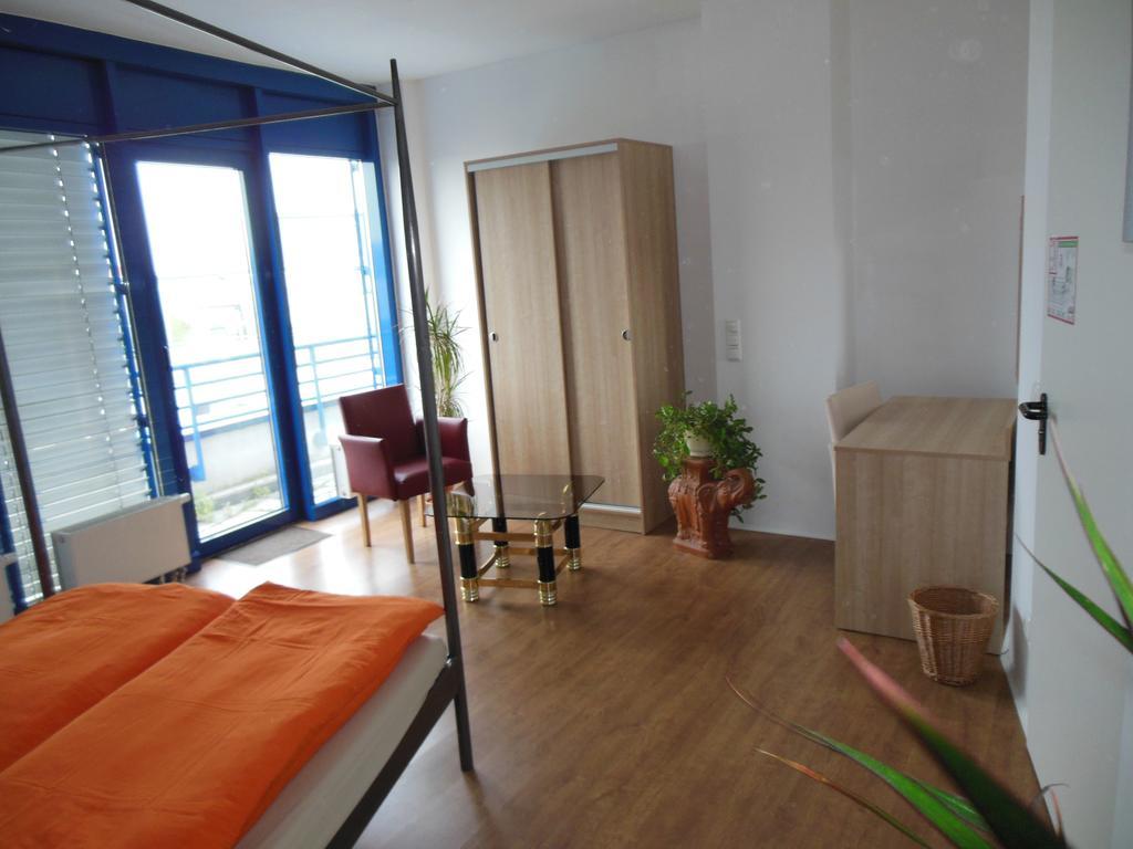 Lut10Her Sky-Fly Hotel Lipsk Pokój zdjęcie