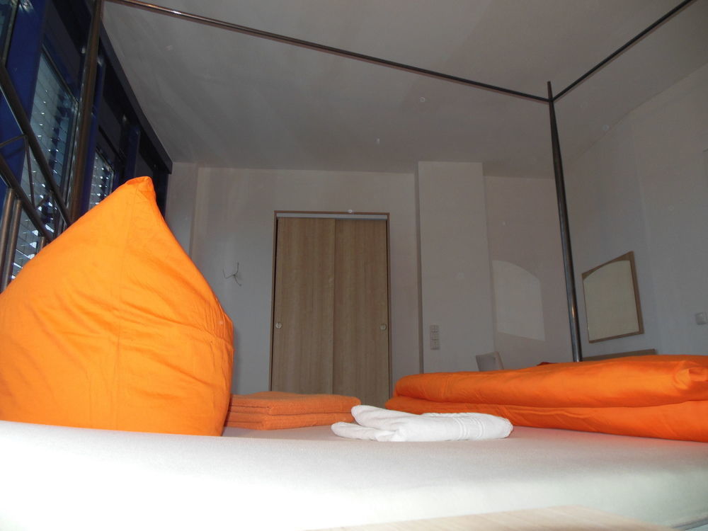 Lut10Her Sky-Fly Hotel Lipsk Zewnętrze zdjęcie